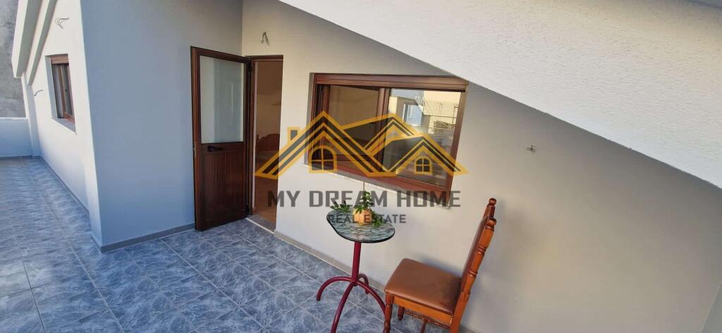 SHITET VILE 3 KATSHE TEK BLLOKU I VILAVE LAGJIA 18!