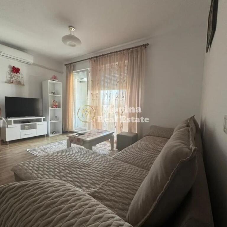 Qera | Apartament 1 + 1 | Rruga Siri Kodra | 500 €/muaj