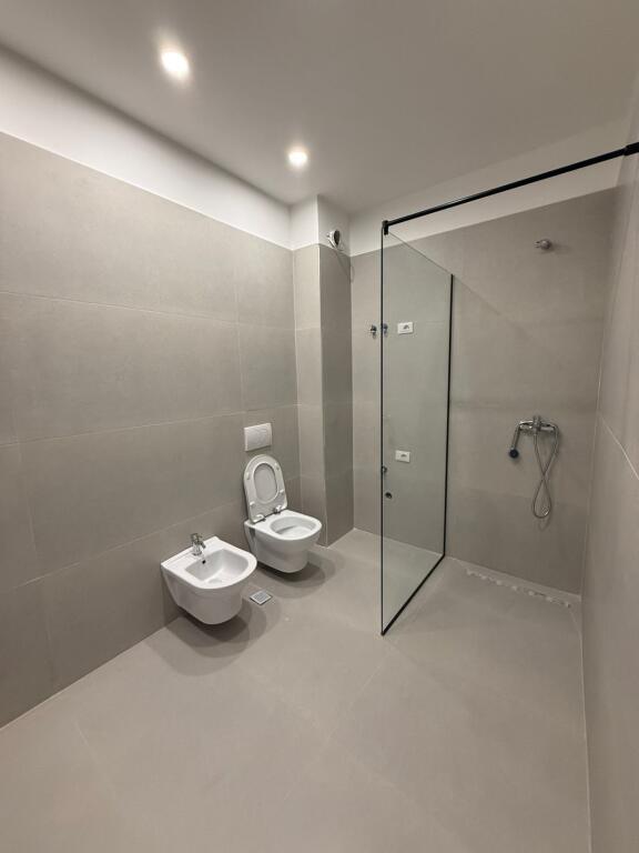 📍 Apartment 2+1+2 + PARKING SPACE – Dry Lake RADISSON