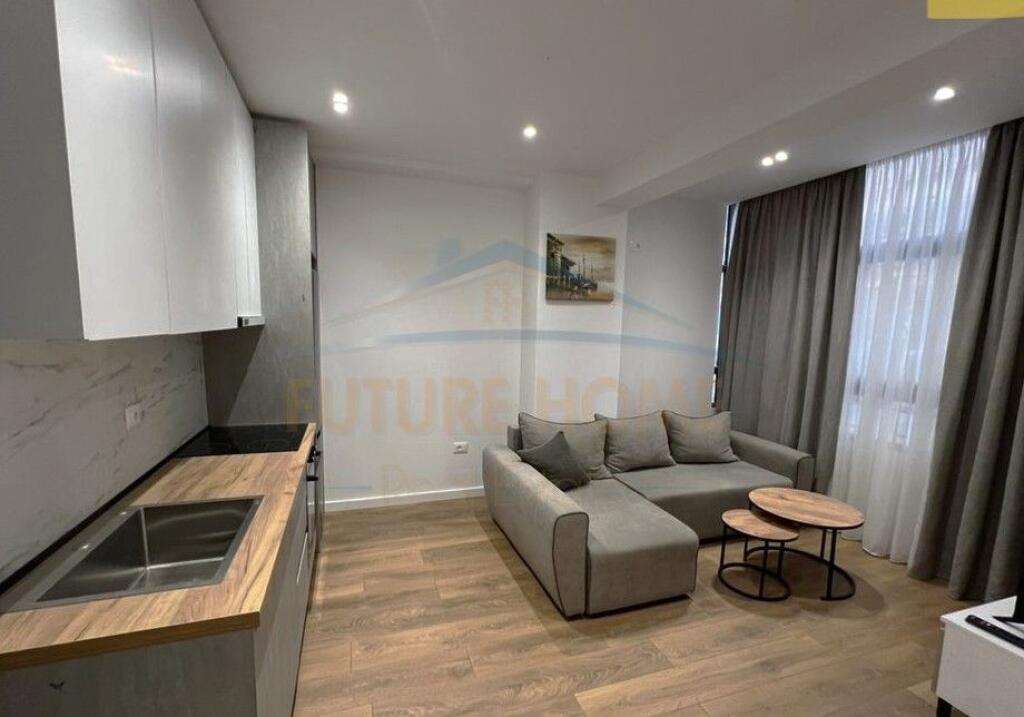 Shitet, Apartament 1+1, Komuna e Parisit, Tirane