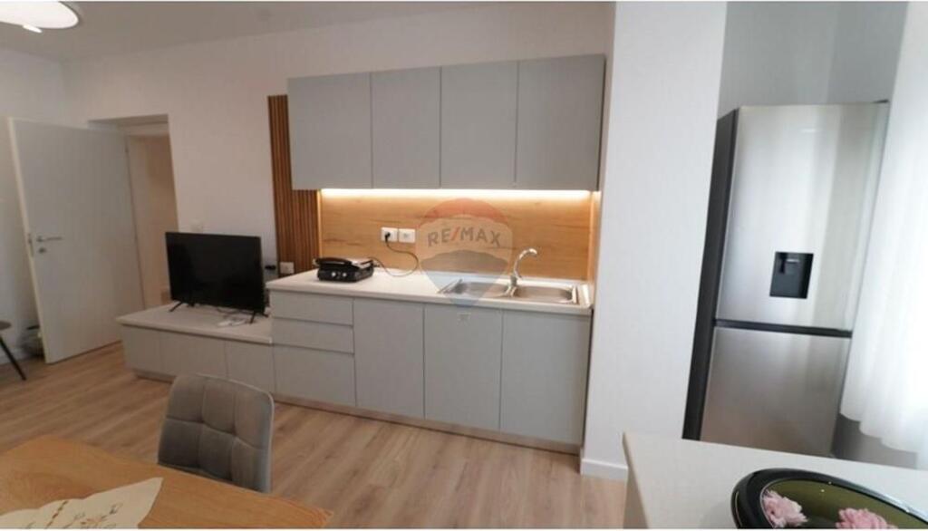 Apartament - Për Qira - Rruga Ferit Xhajko, Tiranë