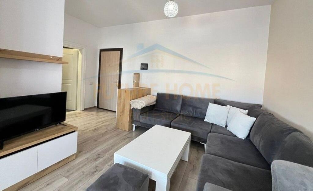 Shitet, Apartament 1+1, Unaza e Re,Tirana.