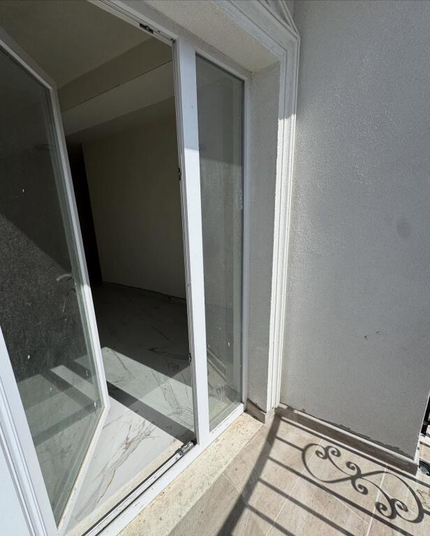 💥Okazion apartament 2+1+2 tualete dhe 3 ballkone qender, Kavaje💥