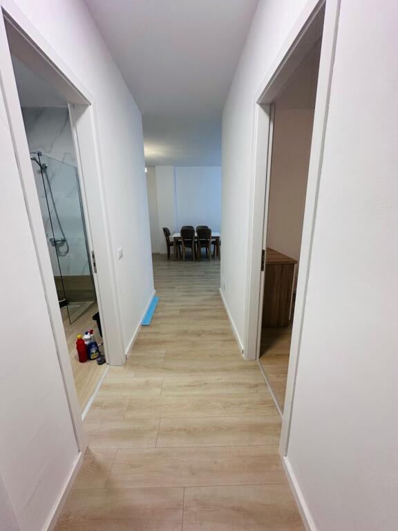Jepet Me Qera Apartament 2+1+2 Tualete + 1 Ballkon