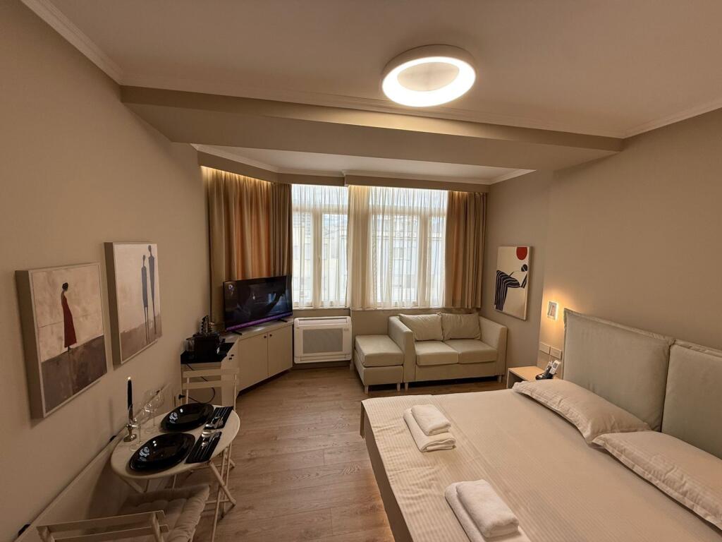 🏠 SHITET GARSONIERE TEK KOMUNA E PARISIT 📍 Pranë Parkut Olimpik