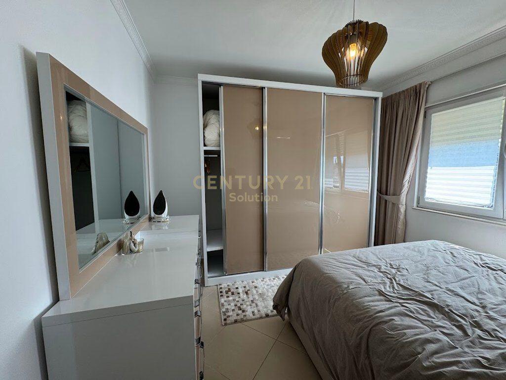 APARTAMENT 2+1 + 2 POSTE PARKIMI ME QIRA PRANË SYRI TV
