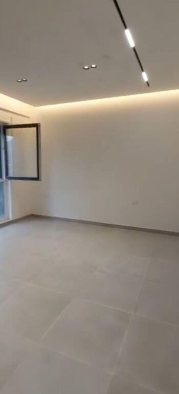 🏠Jepet me Qera Garsoniere Gjysem e mobiluar Pas Concordit ne 5 Maji