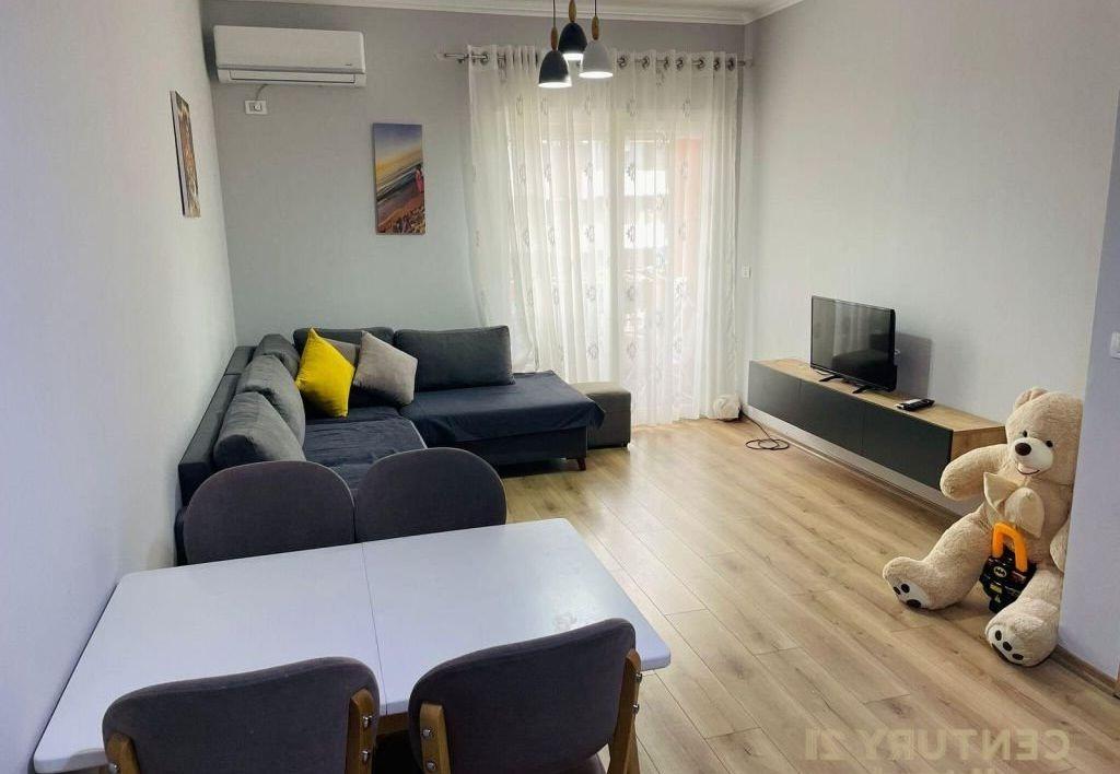 Jepet me qera apartament 1+1 te Ish Tregu Elektrik