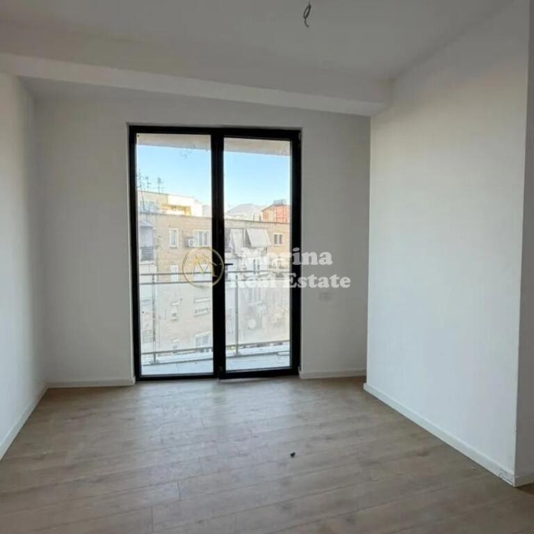 Rent | Business Premises | Mine Peza Street | 1500 €/month