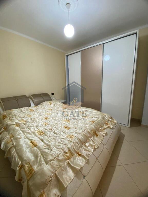 Apartament 1+1 me Qera ne Zonen e Plazhit me Pamje Deti