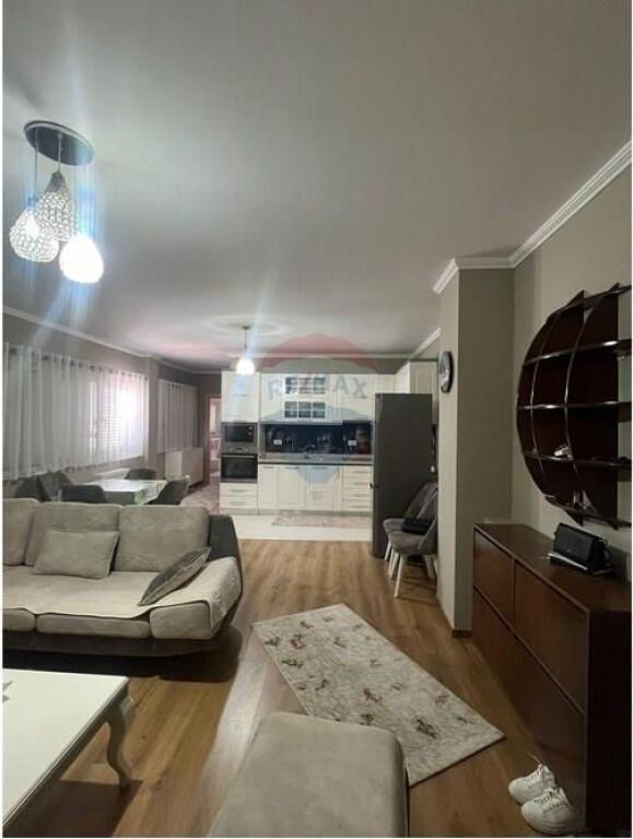 Apartament me qira Don Bosko, Perballe Vizion Plus