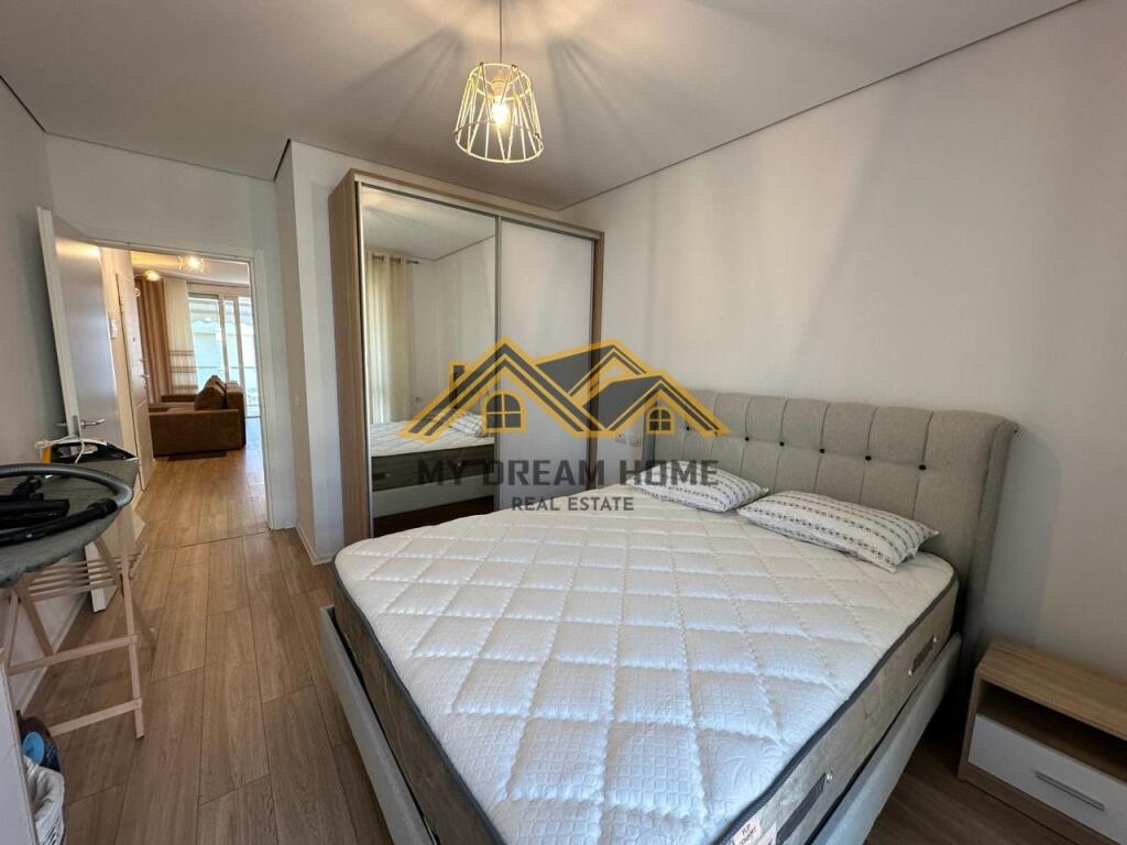 SHITET APARTAMENT 1+1 VIJE E DYTE NGA VILAT NE GJIRIN E LALEZIT, NE KOMPLEKSIN SAN PIETRO!
