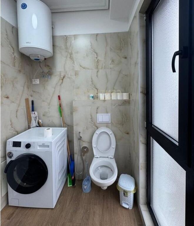 Shitet Apartament 1+1 te Kompleksi Arlis tek Farmacia 10