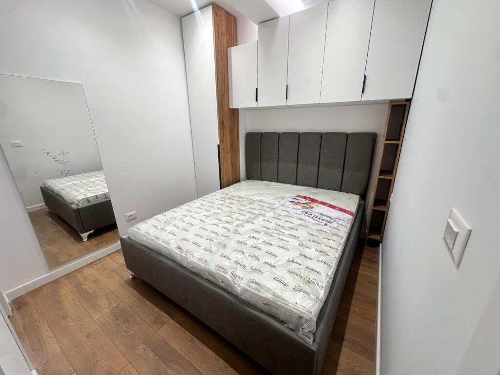 Shitet apartsment 1+1 tek komuna e Parisit