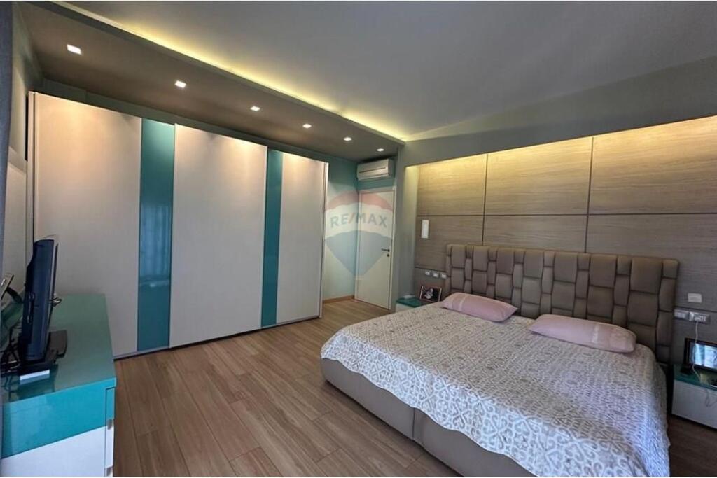 APARTAMENT 2+1+2 PER QIRA, ZOGU I ZI, RING CENTER