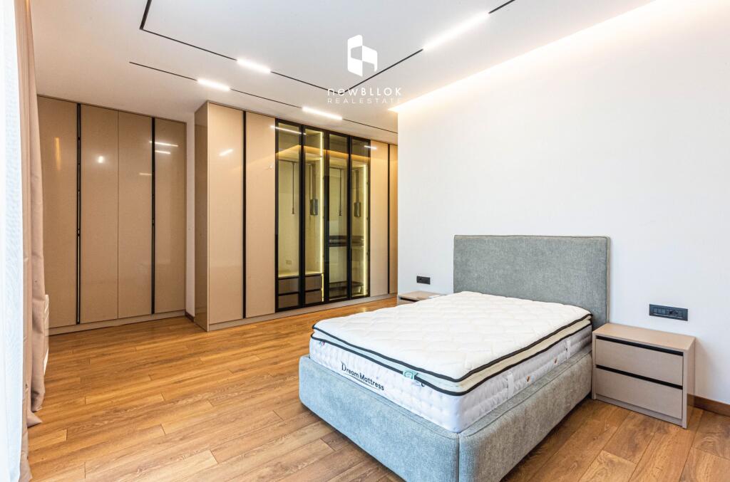 Me Qera: Vile Luksoze 📍Liqeni i Thate - Forest Res. (4Dh. Gjumi +5wc +2Veranda &amp; Garazh) E PABANUAR ME PARE || 4000€/muaj