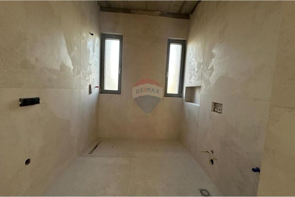 Apartment 2+1+2 for sale in Green Valley Residence