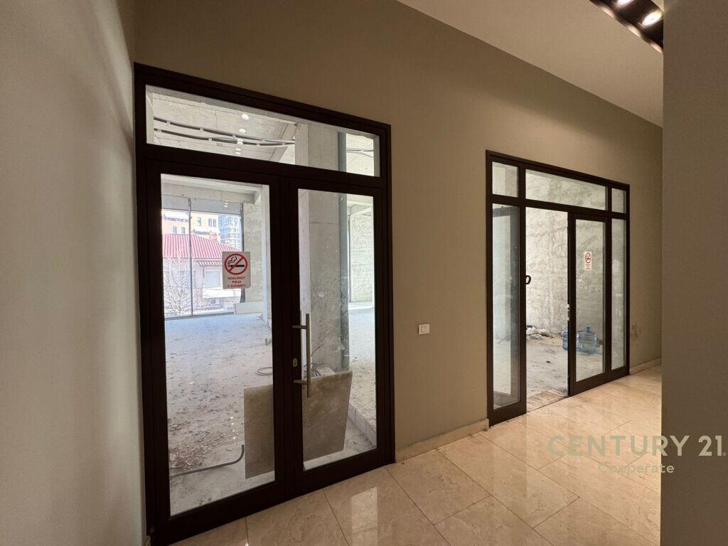 OFFICE SPACE FOR RENT ON BARRICADES STREET