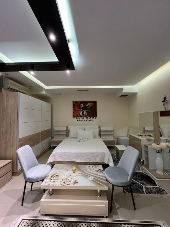 SHITEN 3 GARSONIERE 100M2 RRUGA FORTUZI 400.000 EURO