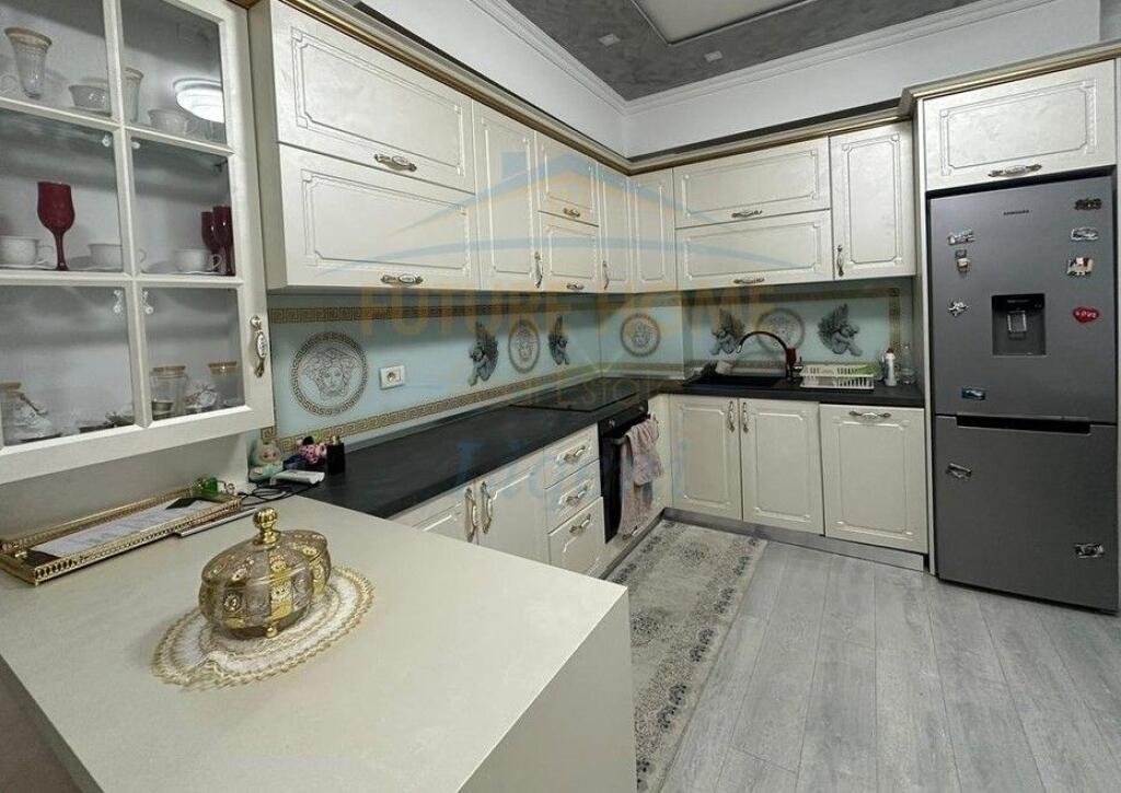 Qera , Apartament 2+1+2 Unaza e Re , Tiran