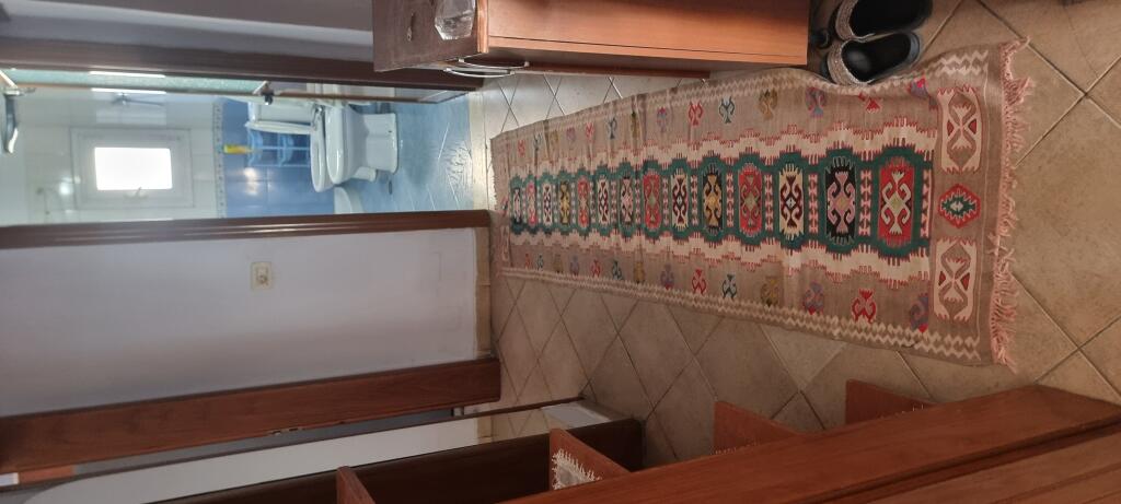 Japim me qira apartament 2 +1 ME VERAND  ne Kombinat prane stacionit te urbanit  