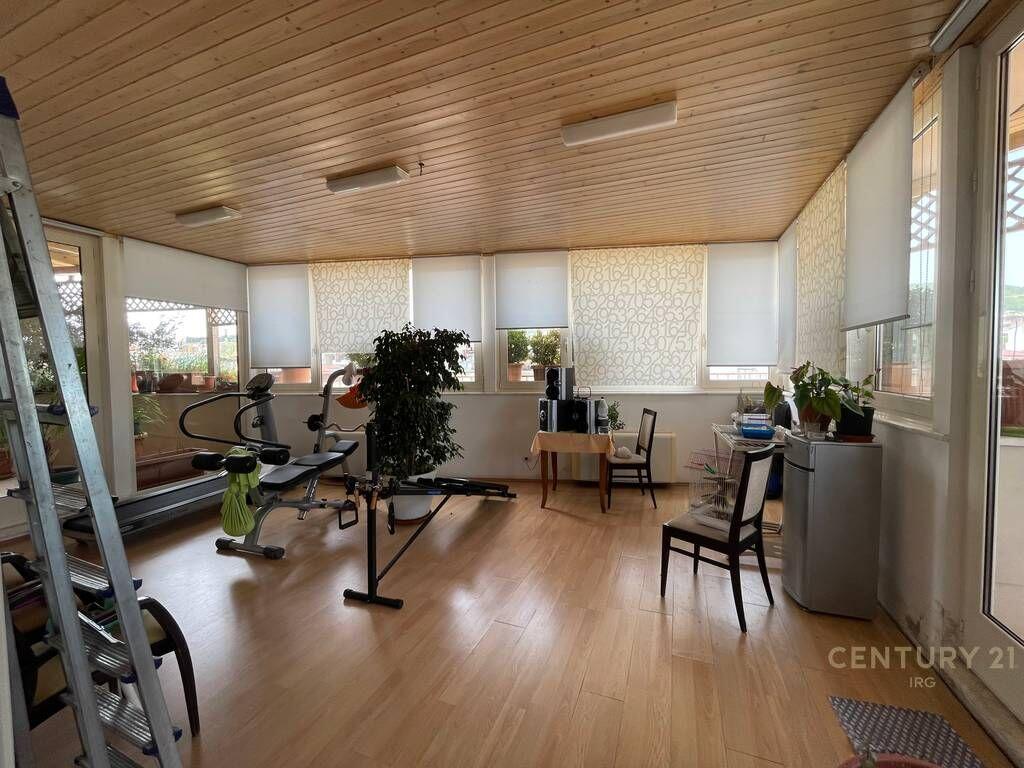 Penthouse panoramik 565 m2 ne Mbikalimin e Komunes se Parisit