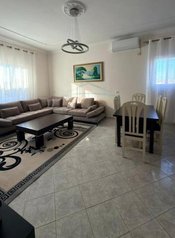 Qera, Vilë 2-Katëshe, Rruga Halil Malaj,Don Bosko , Tiranë.