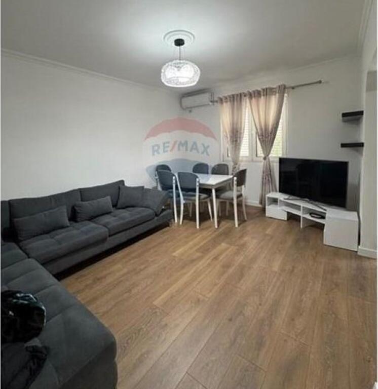 Shitet Apartament 2+1 tek Oxhaku (530571010-1)