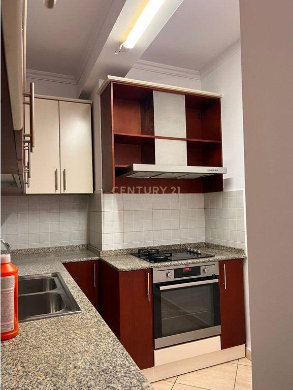 AFFITTASI APPARTAMENTO 2+1+2 – DI FRONTE A SPAK, STAZIONE DEI TRENI