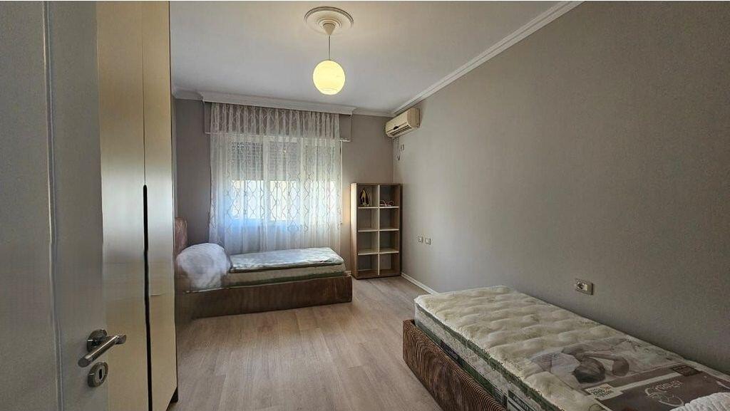 JAPIM ME QIRA APARTAMENT 2+1 NE KOMUNEN E PARISIT! 800 € /Muaj