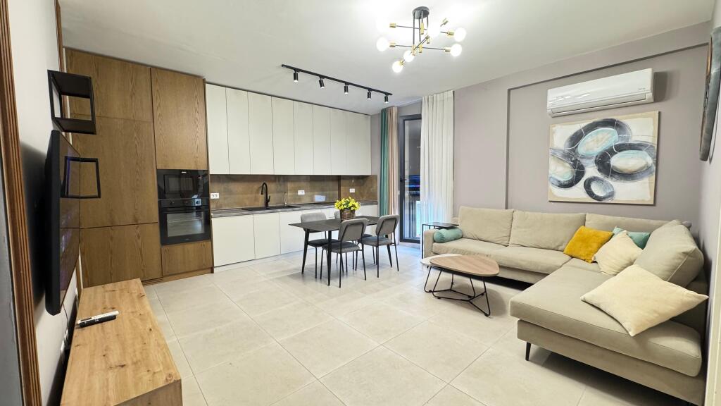 Appartamento 2+1 in Affitto con Vista Panoramica – Giardino Botanico