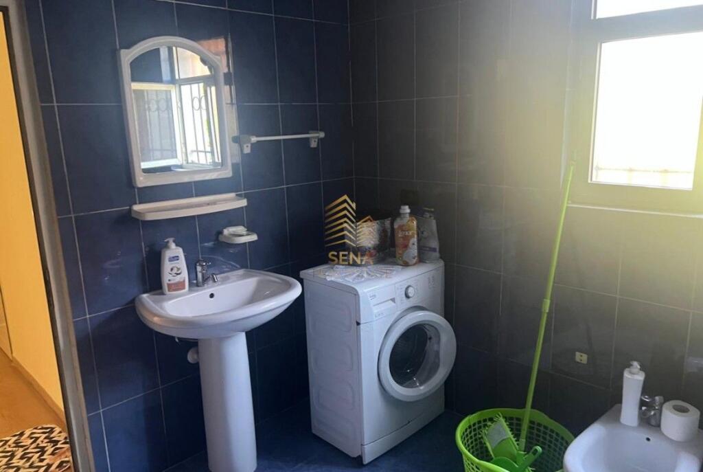 Qira, Hyrje Private, 1+1+Kuzhine e Vecuar, Laprake, 350 Euro/muaj