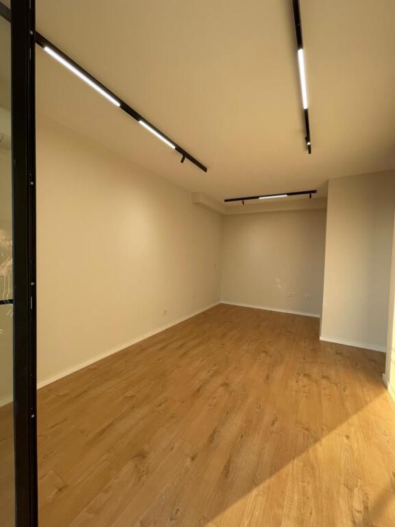 ZYRE ME QIRA 3+1+2 TE GOLDEN TOWER MINE PEZA