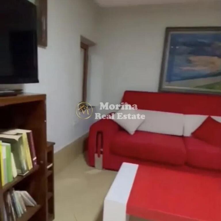 Qera | Vilë 1 + 1 | Myslym Shyri | 400 €/muaj