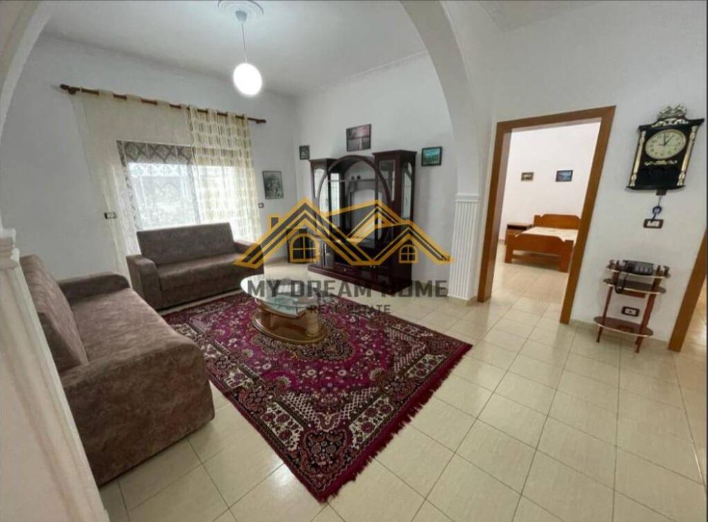 SHITET VILE 3 KATSHE TEK BLLOKU I VILAVE LAGJIA 18!