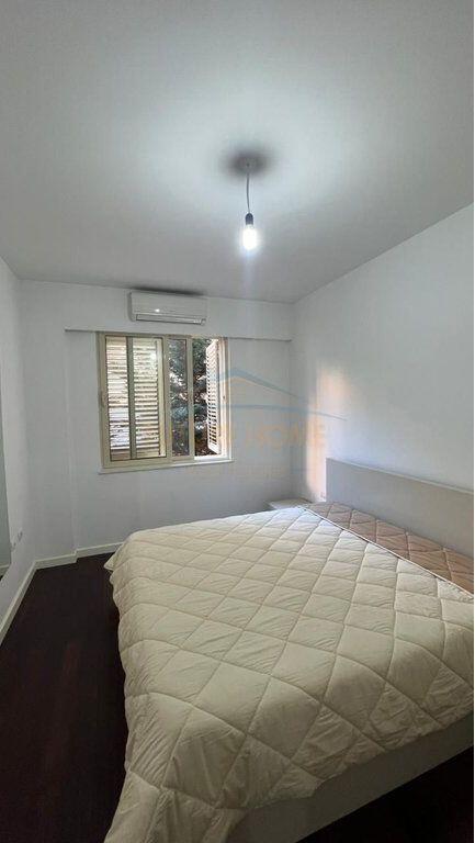 Apartament 1+1, Fresku, Tiranë