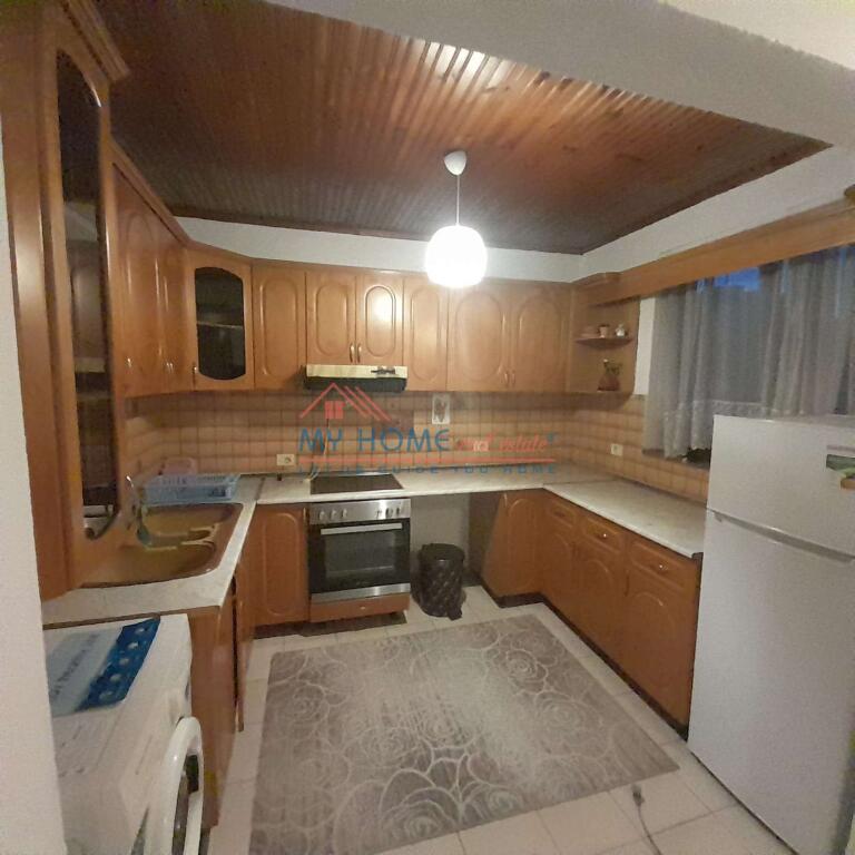 Apartament 2+1 Me Qera Rruga Hoxha Tahsim Tirane
