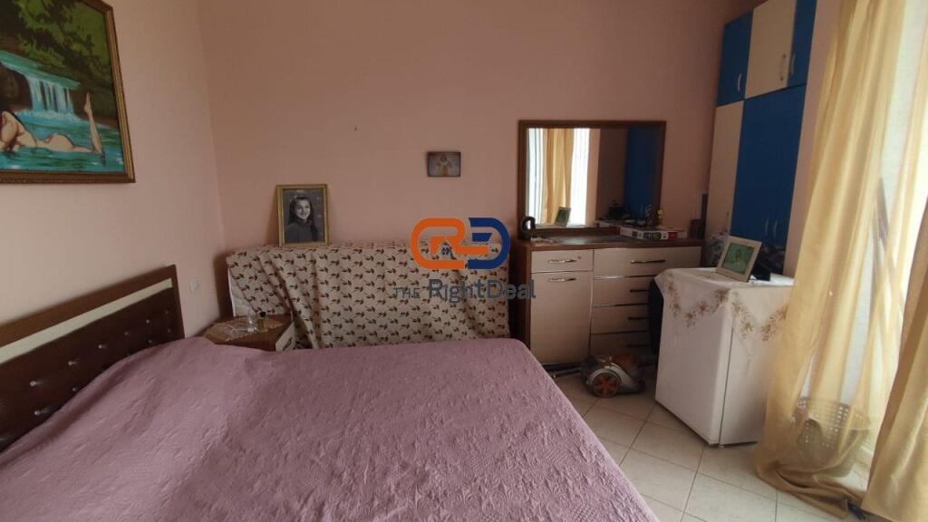 At the New Electric Market, 2+1 Apartment for Sale With 2 Parking Spaces Included in the Price!!