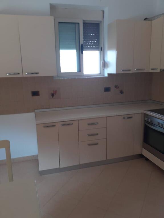 🏙️ Jepet me qira apartament 1+1 tek rruga Mihal Grameno!!