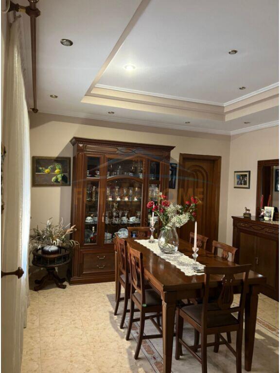 Qera, Apartament 2+1+2, Rruga Branko Kadia, Xhamlliku, Tirane