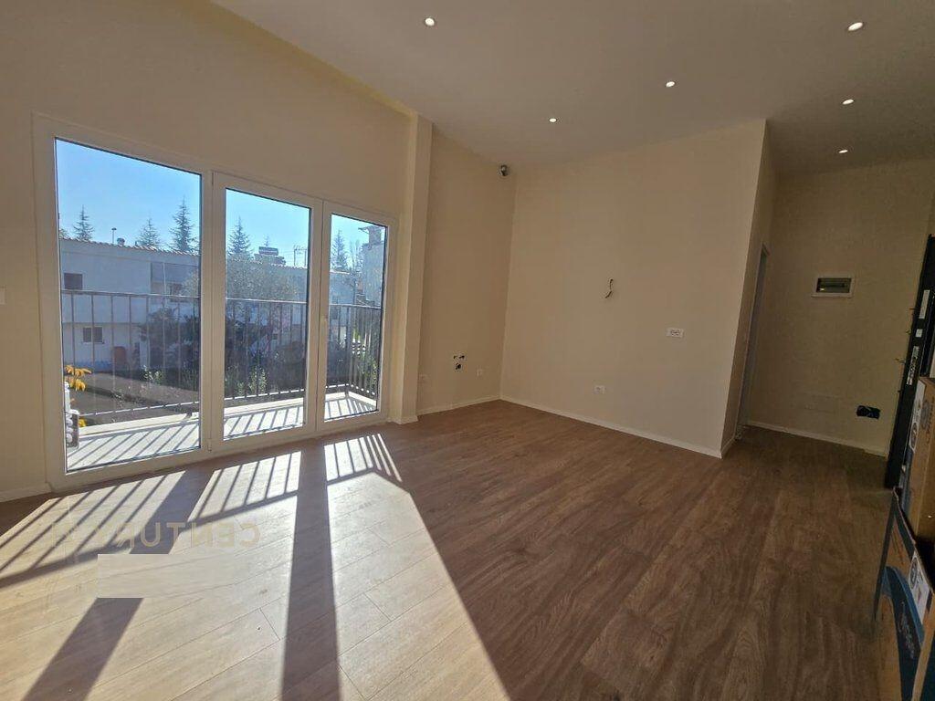 Apartament 1+1 Për Shitje në Ali Demi!