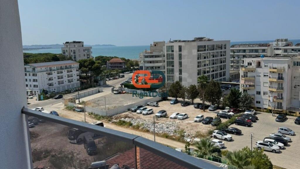 Ne Golem , Shitet Apartament 2+1 Me Pamje Nga Deti!!