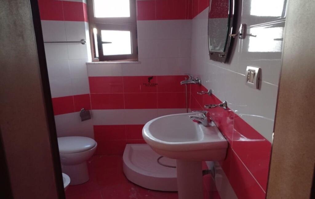 SHITET APARTAMENT 1+1 RRUGA E ELBASANIT 125.000 EURO