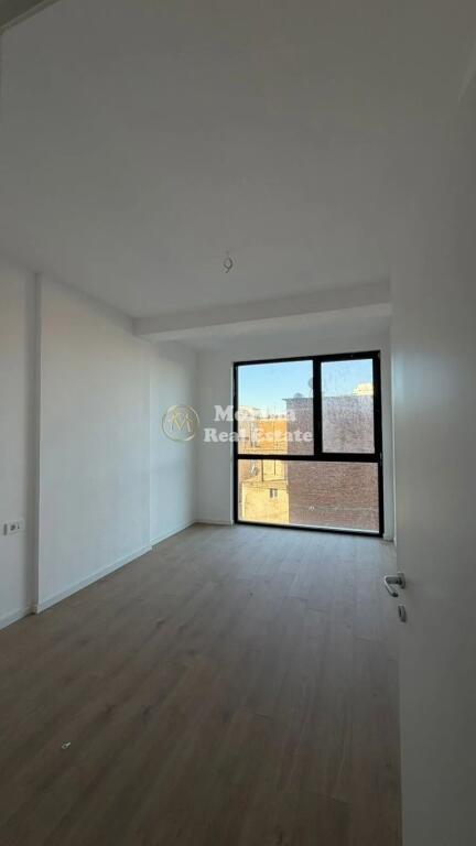 Rent | Business Premises | Mine Peza Street | 1500 €/month