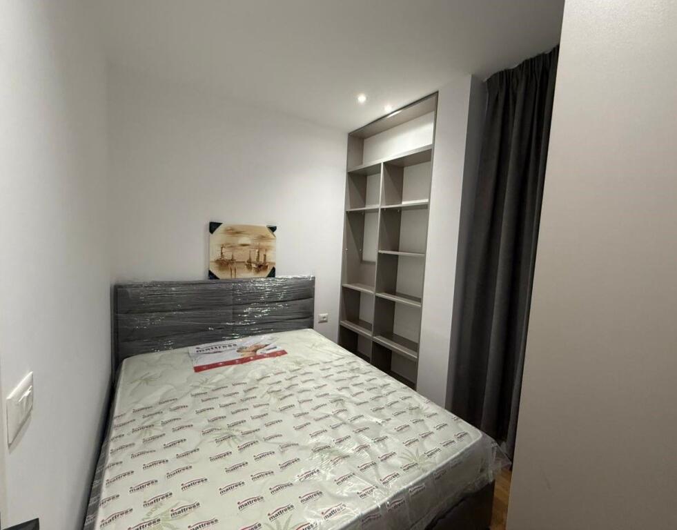 Apartment 1+1 for sale Komuna Parisit 145000