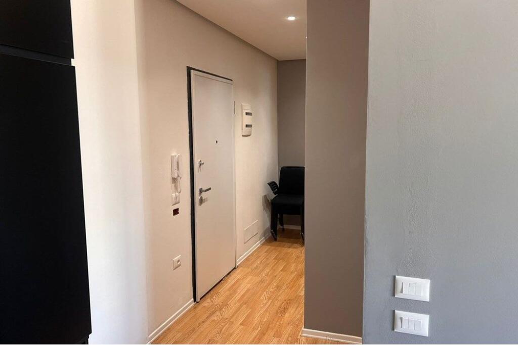 Ambient per qira tek Rruga e Dibres