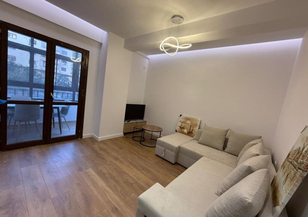 Apartment 1+1 for sale Komuna Parisit 140000 euro