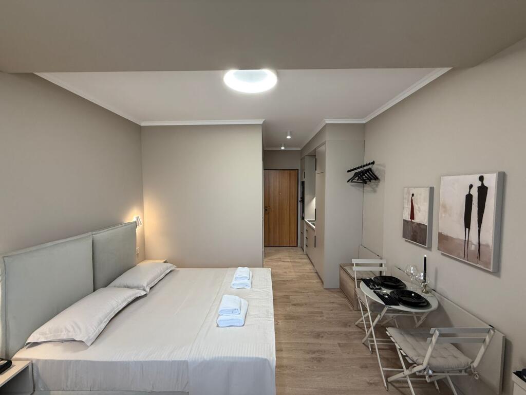 🏠 SHITET GARSONIERE TEK KOMUNA E PARISIT 📍 Pranë Parkut Olimpik