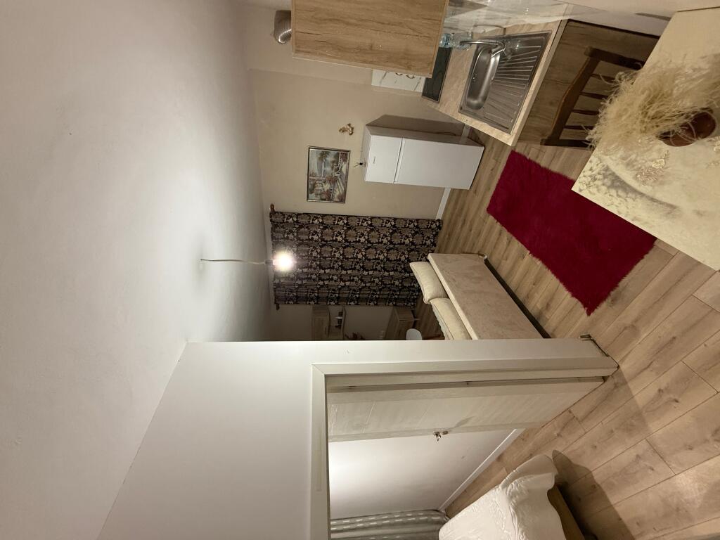 Appartamento 1+1 in Affitto ( Shkoze ) Hotel Gaxherri