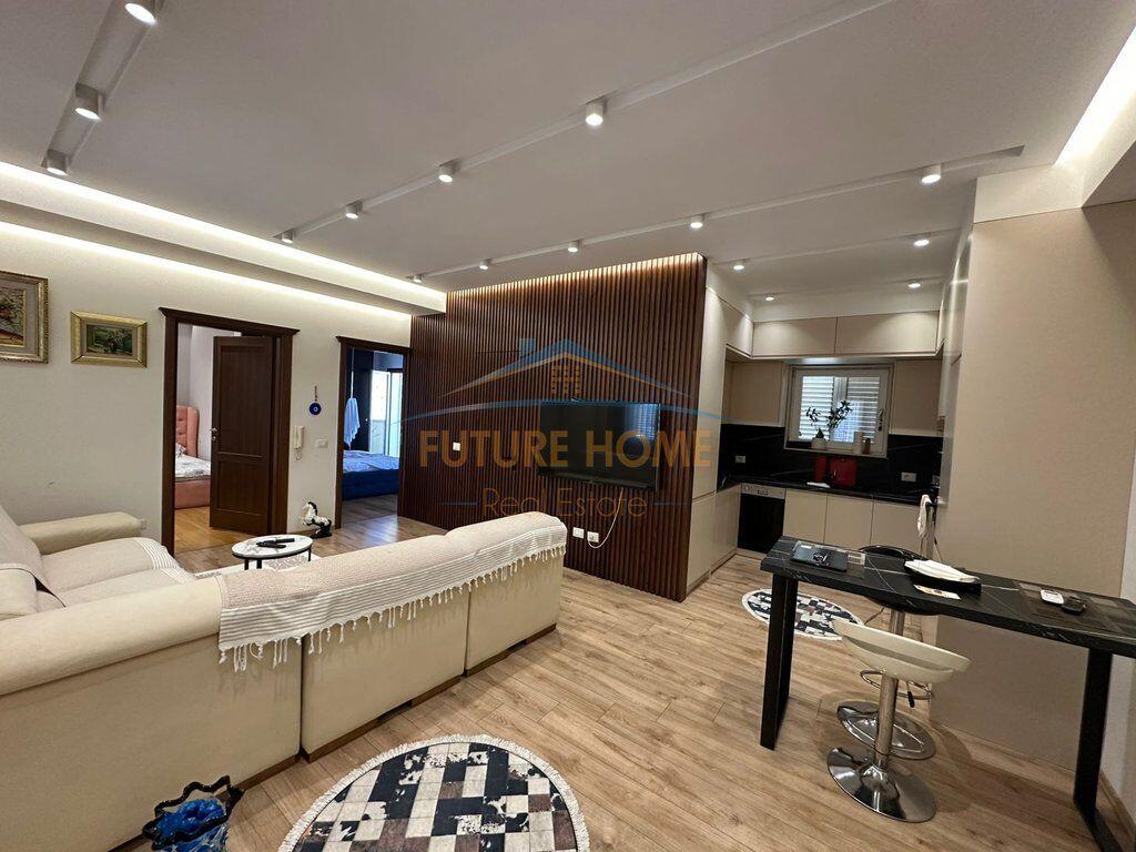 Affitto, Appartamento 2+1+2+Posto Auto, Via Bardhyl, Tirana.